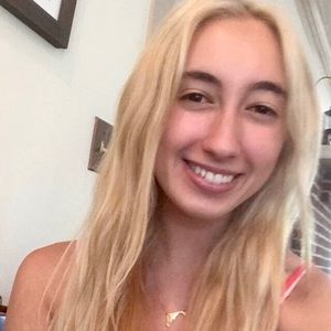 Meet your Posher, Ellie